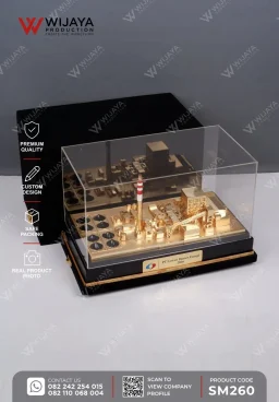 Miniatur Custom PL...