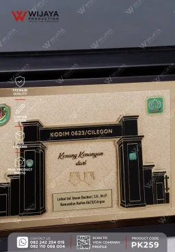 Plakat Kayu Box Ko...