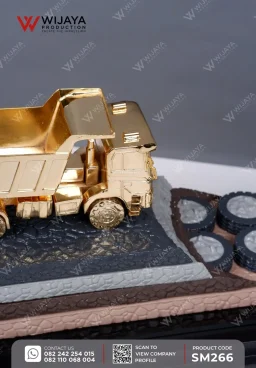 Miniatur Dump Truck Struktur Jalan Hauling