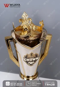 Detail Trophy Champions Jagoi Crown Series