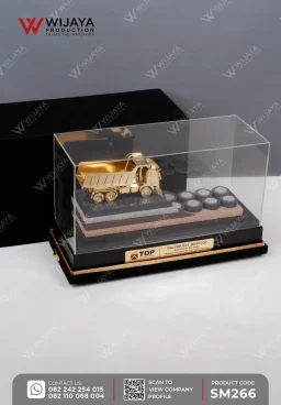 Miniatur Dump Truck Struktur Jalan Hauling