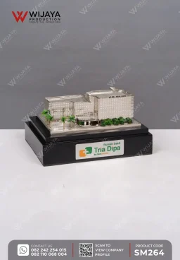 Miniatur Bangunan Rumah Sakit Tria Dipa