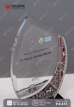 Plakat Akrilik Penghargaan Kemitraan Agritech & Motif Tenun Sumba