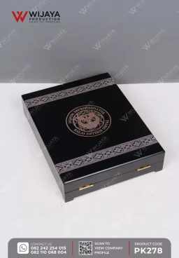 Plakat Kayu Box Ba...